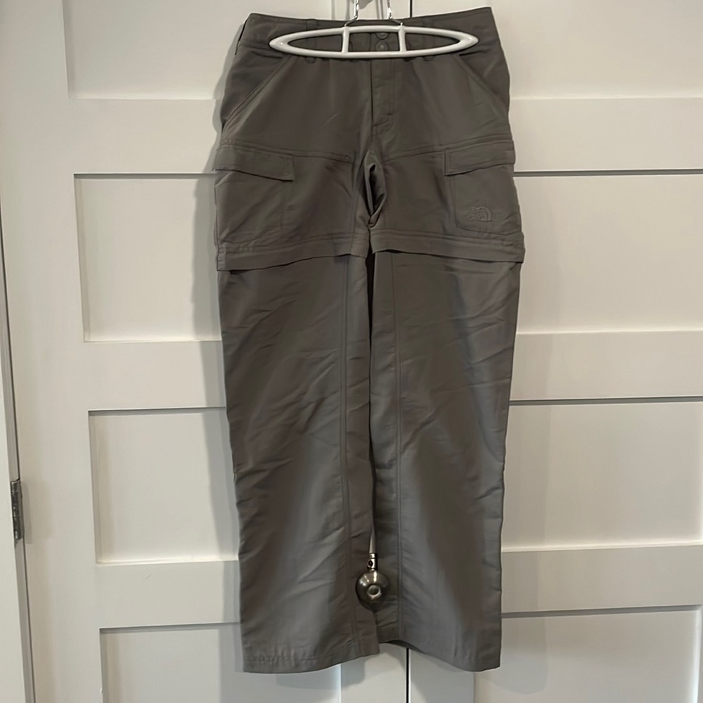 The North Face Paramount Convertible Pants Size 2 SEDONA SAGE GREY